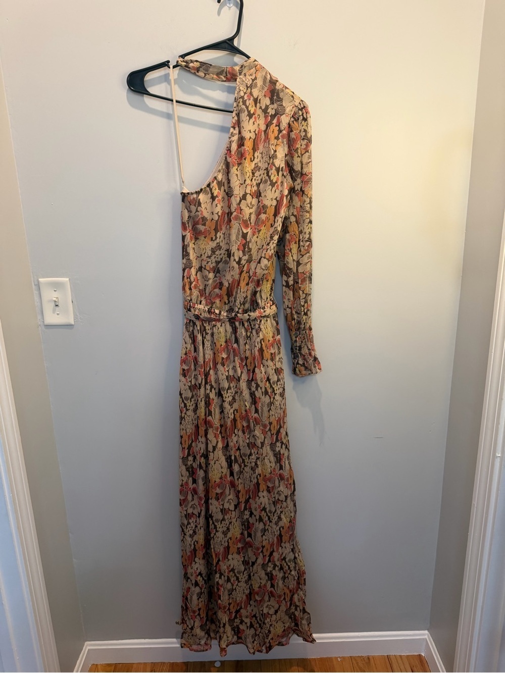 Ralph Lauren One-Shoulder Floral Maxi Dress in Rust and Cream - Picture 6 of 9